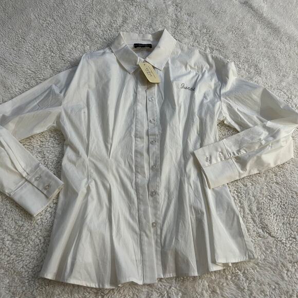Guess Tops - Guess Women's Catha Tailored Classic Button Down Shirt NWT Size M Preppy Soft